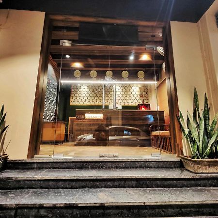 Hotel 21 Next To Chd Railway Station Chandigarh Ngoại thất bức ảnh