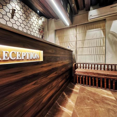 Hotel 21 Next To Chd Railway Station Chandigarh Ngoại thất bức ảnh