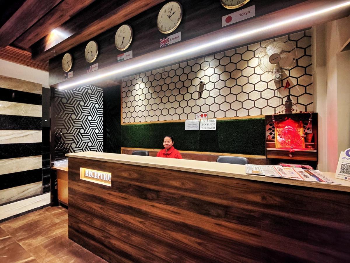 Hotel 21 Next To Chd Railway Station Chandigarh Ngoại thất bức ảnh
